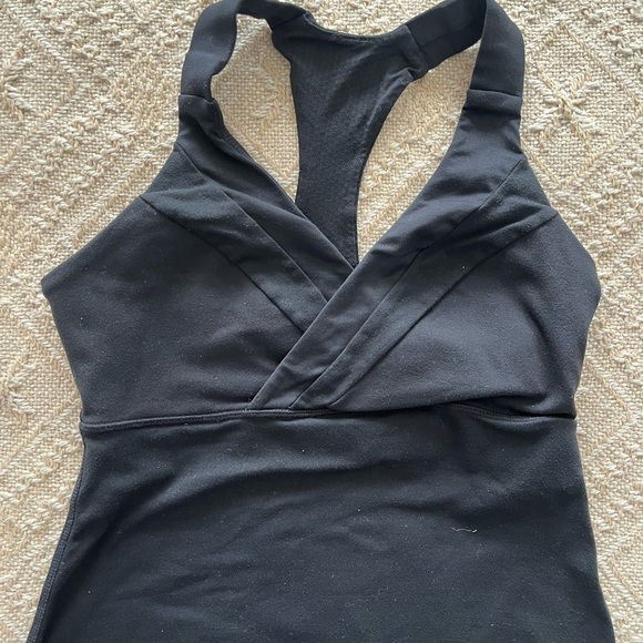 Lululemon Cross Front V Neck Tank Size Small Black Built In Bra Yoga Top - Picture 4 of 6